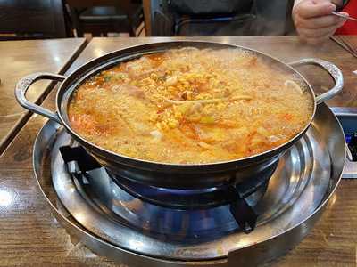 놀부부대찌개철판구이