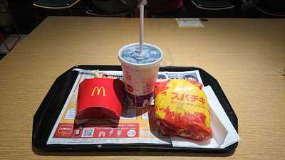 マクドナルド 万代シテイ店