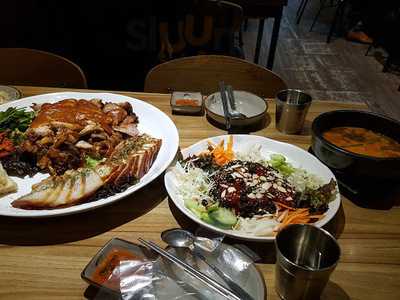 족이맛있는사또족발보쌈