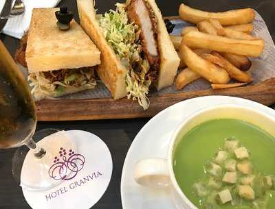 ロビーラウンジ　グランジュール