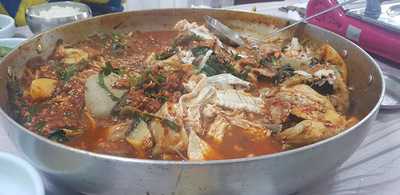 부림논메기매운탕