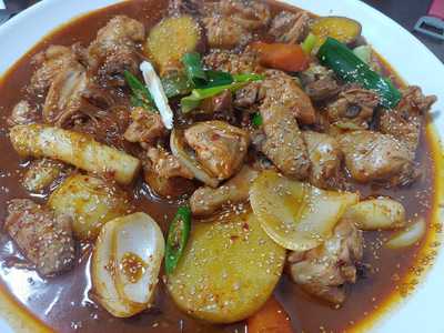 금황찜닭 만촌점