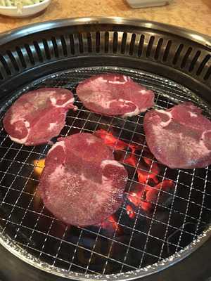 炭火焼肉故郷