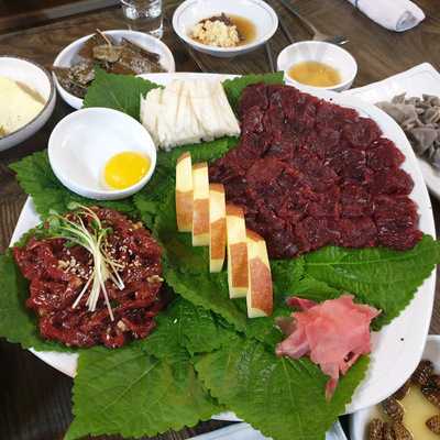 예천황우생고기