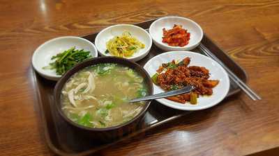 단골닭국밥