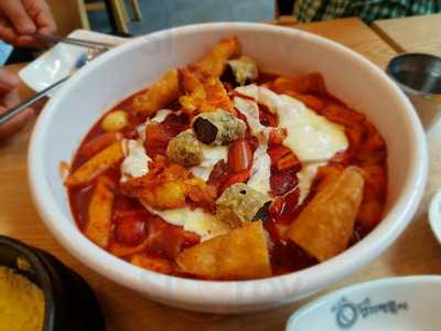 불닭발동대문엽기떡볶기