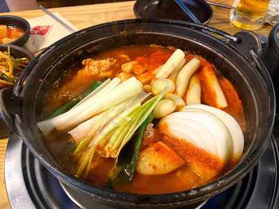 와룡동닭매운탕