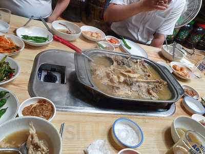 오봉산옻닭삼계탕