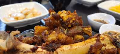 기와집전통손칼국시