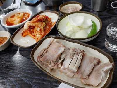 성진순대국