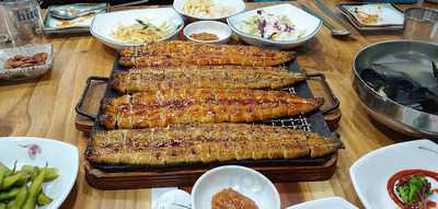 시인과바다장어구이