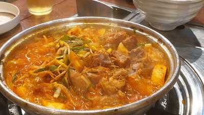 짚신매운갈비찜