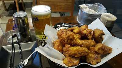 교촌치킨 중동점