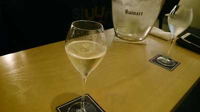Bar Six