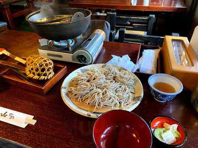 そば処山なか