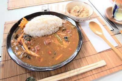 薬膳カレー静歌