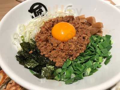麺ゃ マルショウ 阪急三番街店