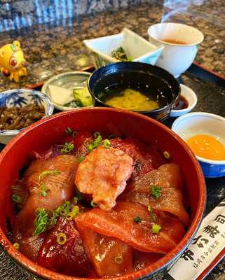 寿司割烹 市六, 福岡市