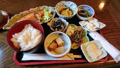 茶房 里吉