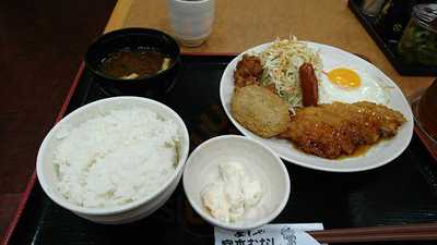 めしや宮本むなし 国際センター店