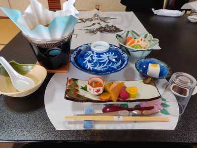 くわぎ小料理店