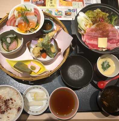 鈴のれん 四日市店