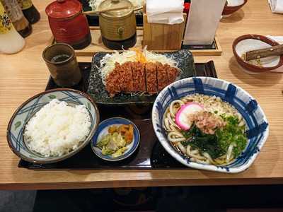 かつ勢本店 鵜方店