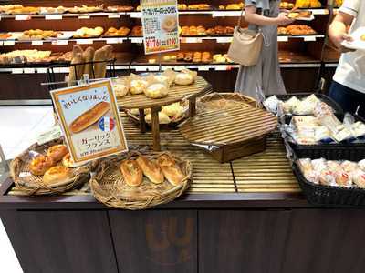 ヴィ ド フランス天下茶屋店