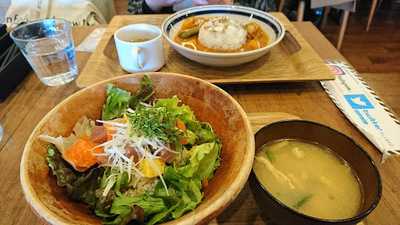 Kawaracafe & Daining 心斎橋