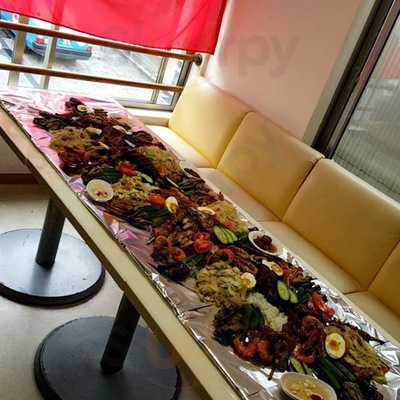 アテマイスプレイス