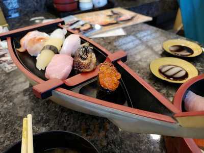 にぎりの徳兵衛関店