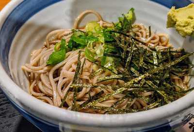 十勝そばつざわ