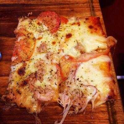 Plops Pizza menu