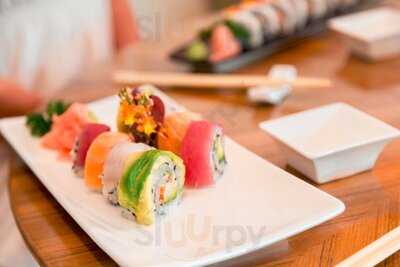 Nau Sushi Lounge