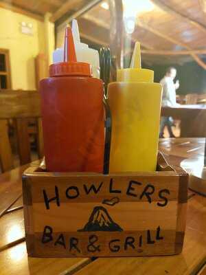 Howlers Bar & Grill