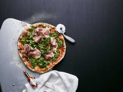 Classic Pizza Iso Omena, Espoo - Restaurant Menu, Reviews and Prices