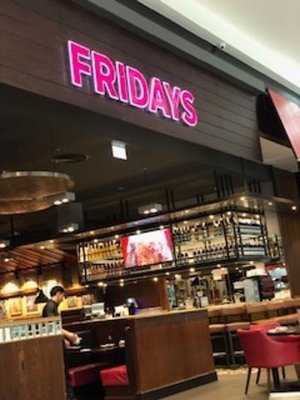 ‪tgi Fridays‬