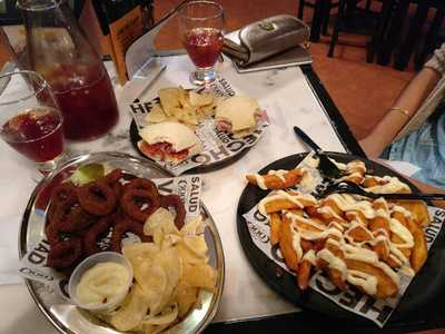 100 Montaditos