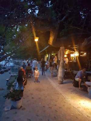 Banova Villa Beach Bar