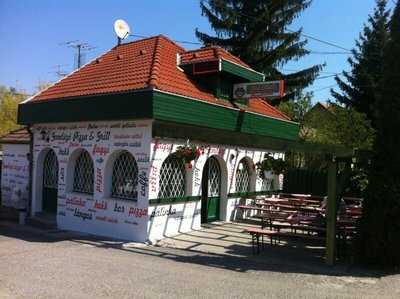 Gondűző Pizzéria menu