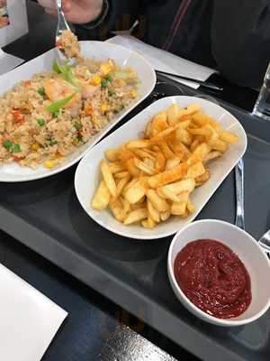 Junes Thaimat Cafe