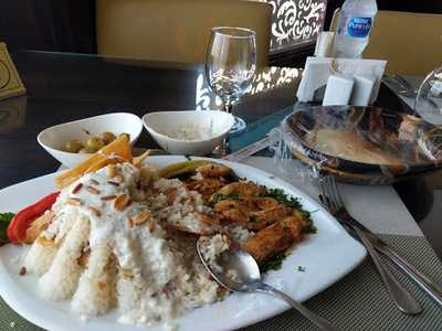 ‪El Bambouty Restaurants‬