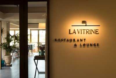 La Vitrine Restaurant & Lounge