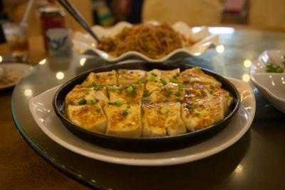 琼菜王美食村(金牛岭公园)