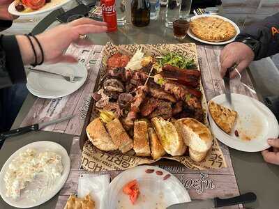 Grill House Bouktsis