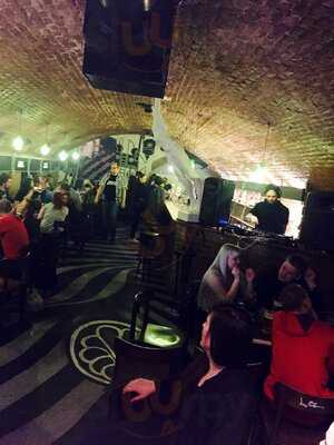 Absinthový Bar Naproti