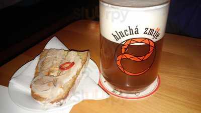 Pivnice Hlucha Zmije