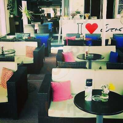 Dytes Cafe & Coctail Bar