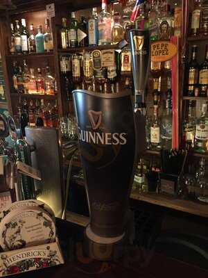 Guinness Music Bar & Grill