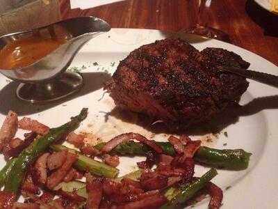 Restaurant Steak Station